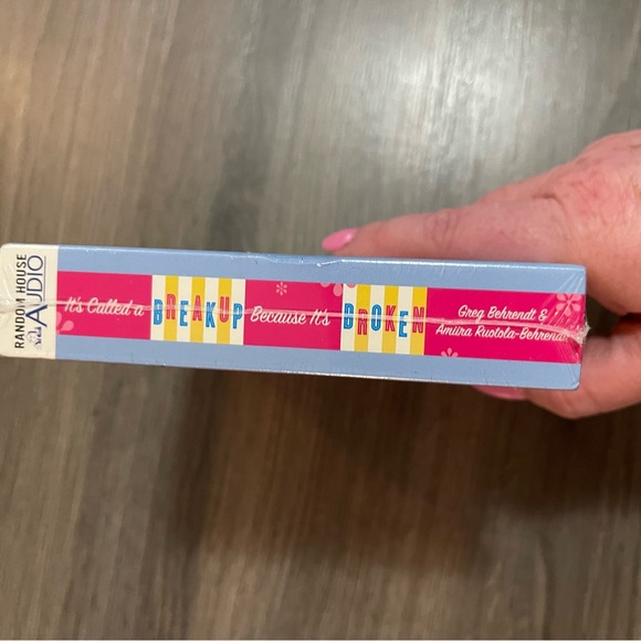 AUDIO BOOK New and Sealed It’s Called a Breakup Because it’s Broken - Picture 2 of 3